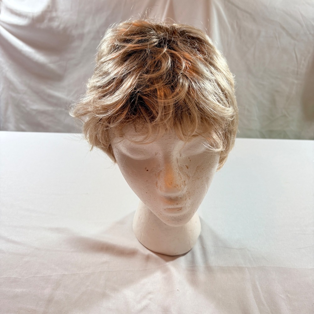 Paula Young Geneva Wig Womens Petite Blonde Mix Short Layered Synthetic A3416